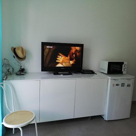 Nice View Jolie Studio Avec Jardin Экстерьер фото