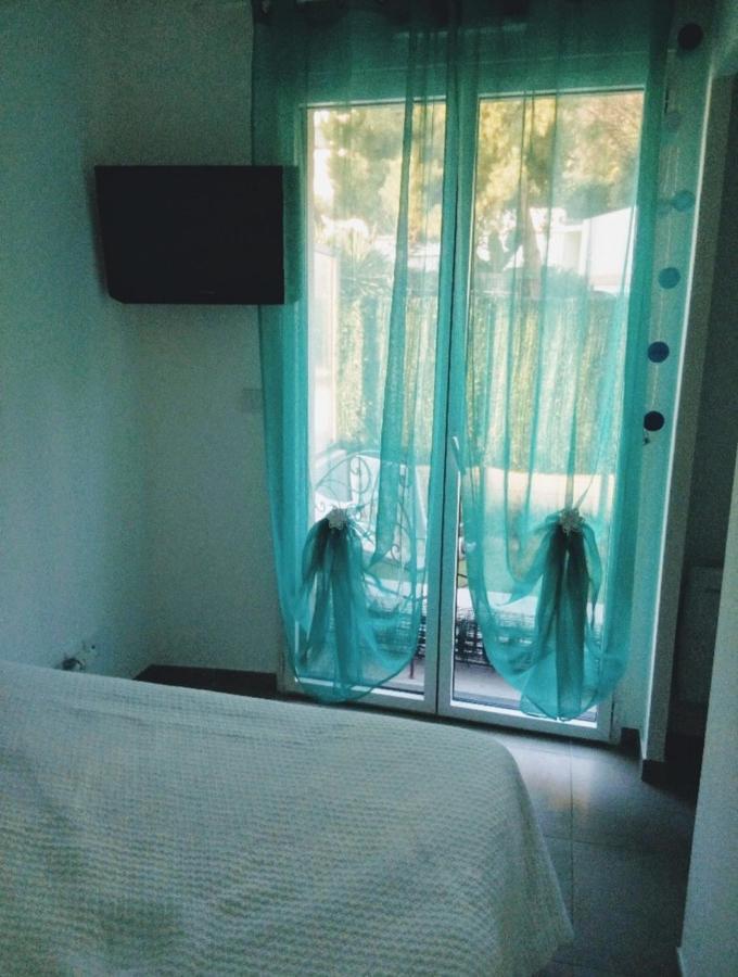 Nice View Jolie Studio Avec Jardin Экстерьер фото